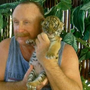 Meet your Posher, Al